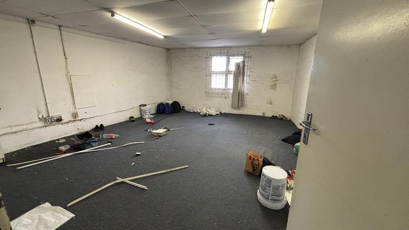 To Let commercial Property for Rent in Maitland Western Cape